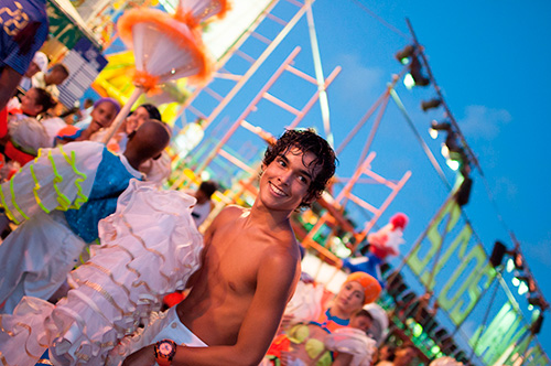 photo of carnivals in Havana with louis alarcon